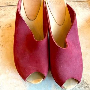 Dark Red BRYR peep toe clog. Size 38. WORN ONCE!